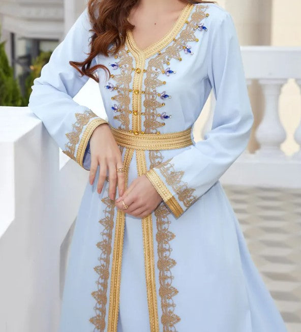 Luksus Kaftan Kjole med Perler og Broderi – Dubai og Marokko Inspireret
